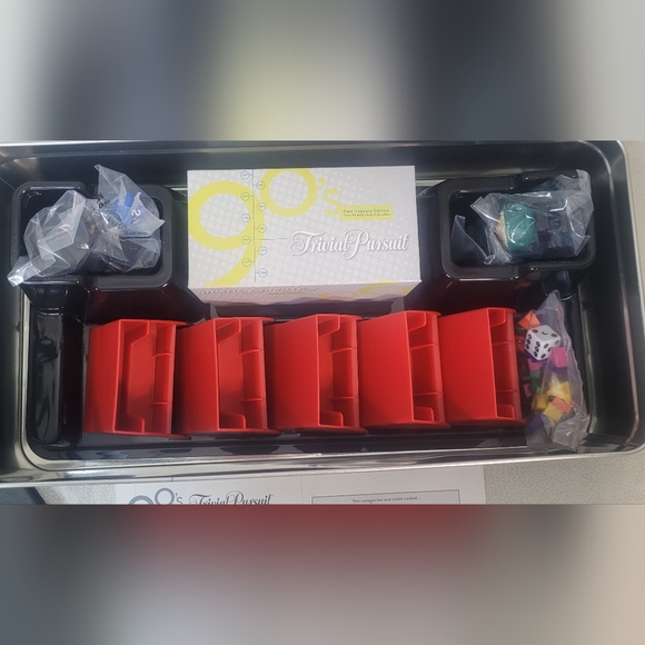 NEW(ISH) Trivial Pursuit 90s Time Capsule Edition Board Game 100% Complete - Picture 3 of 13